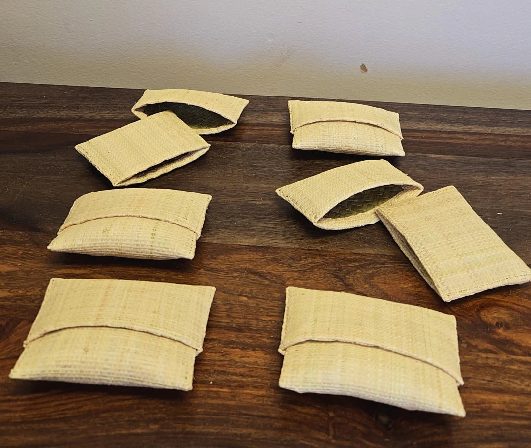 Small Raffia Pockets, Set of 6
