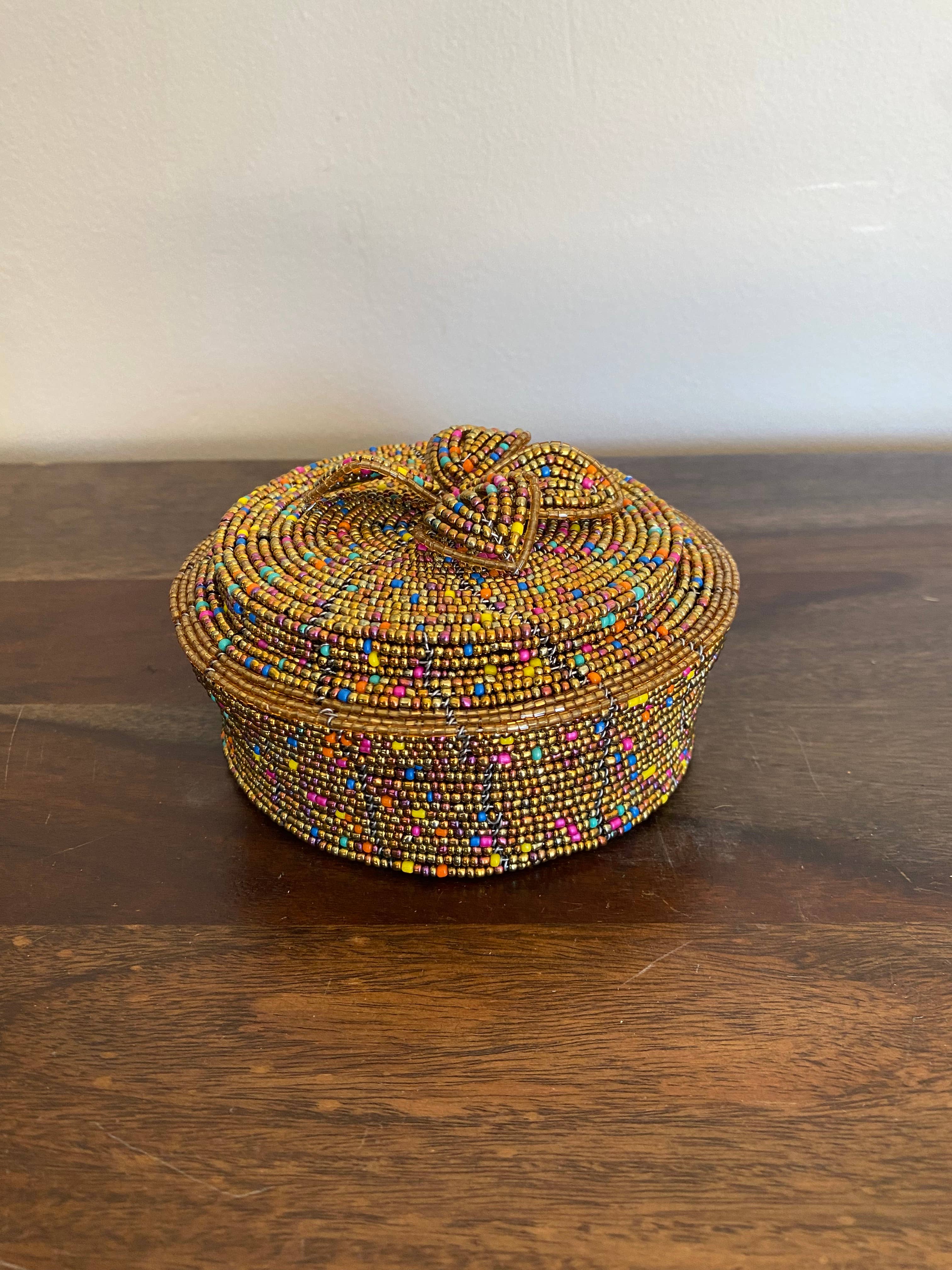 Beaded Round Jewelry Organizer