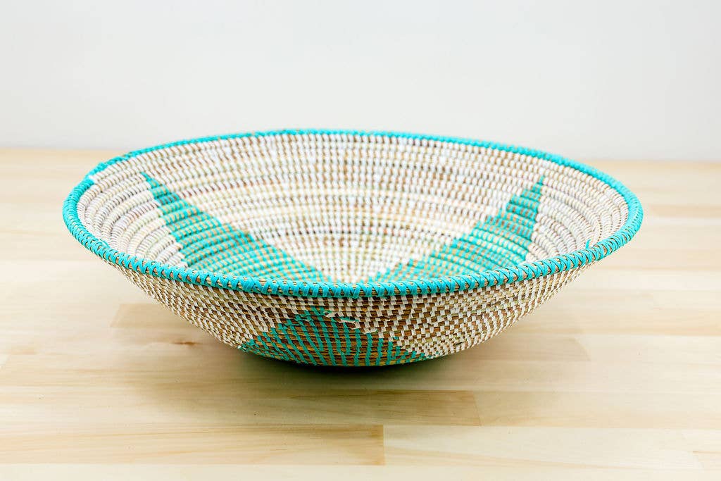Handwoven African Sweetgrass Basket – Multicolor