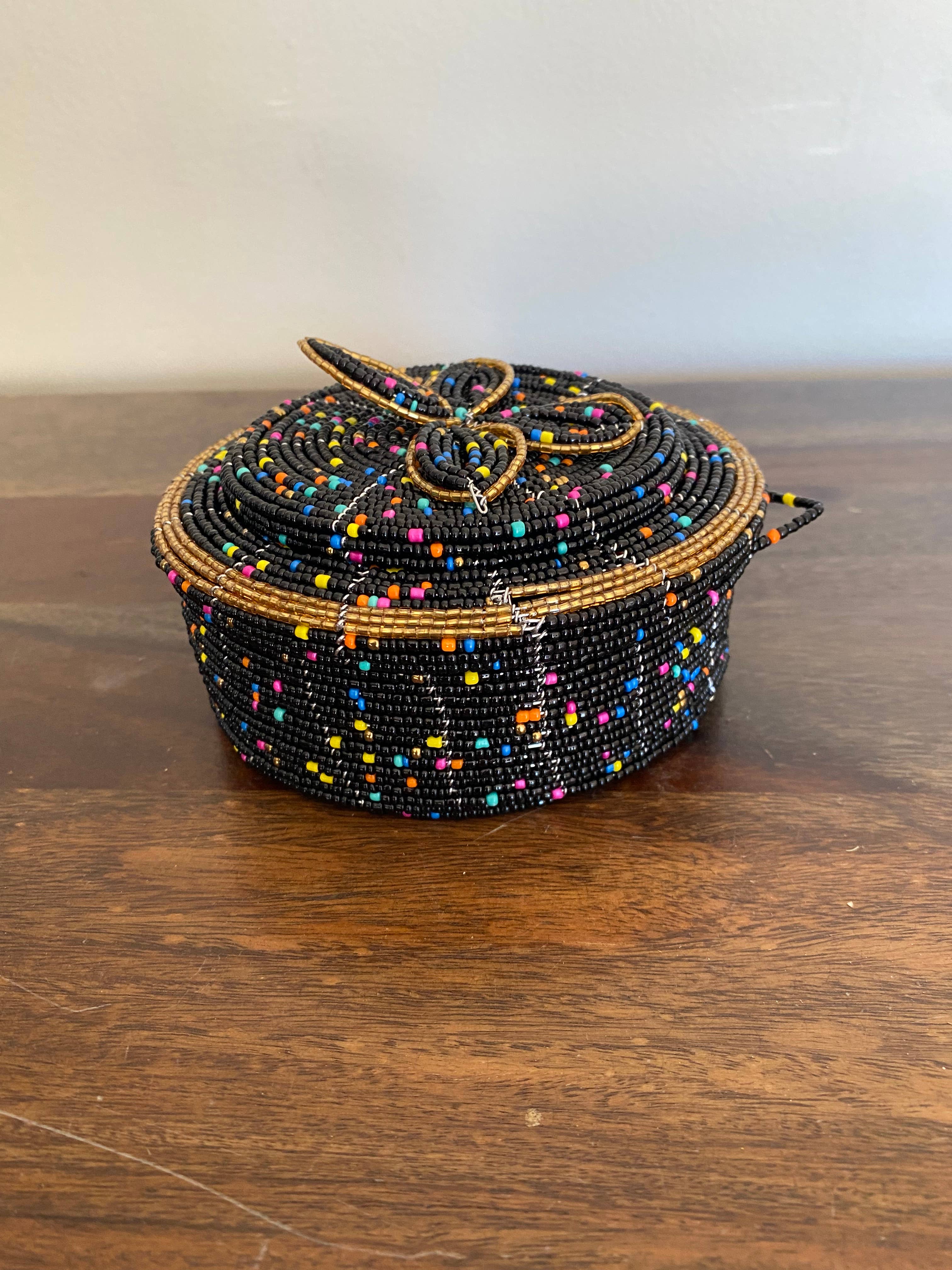 Beaded Round Jewelry Organizer