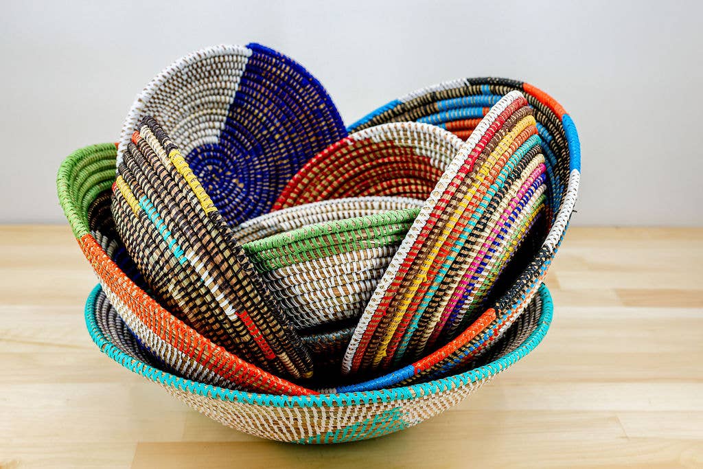 Handwoven African Sweetgrass Basket – Multicolor