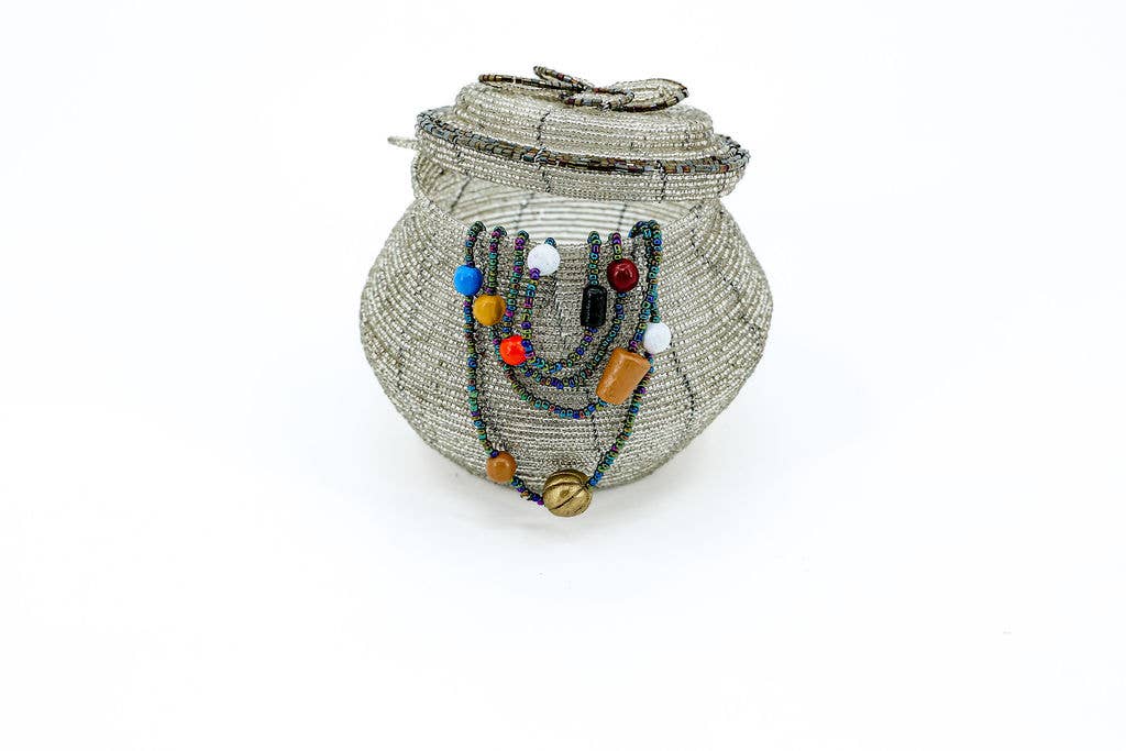 Beaded Pot Jewelry Organizer