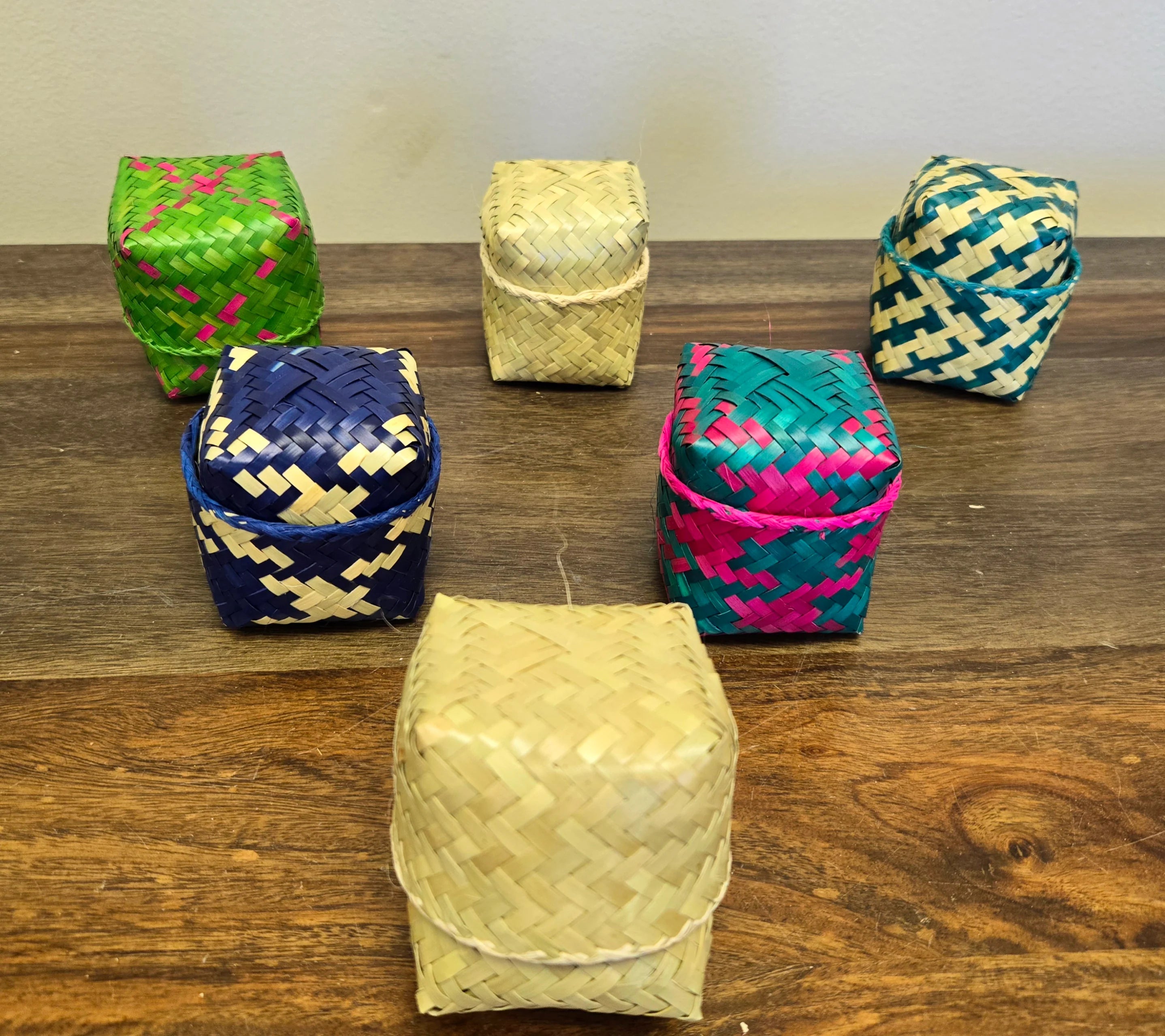 Small Palm Leaf Pockets, Set of 6