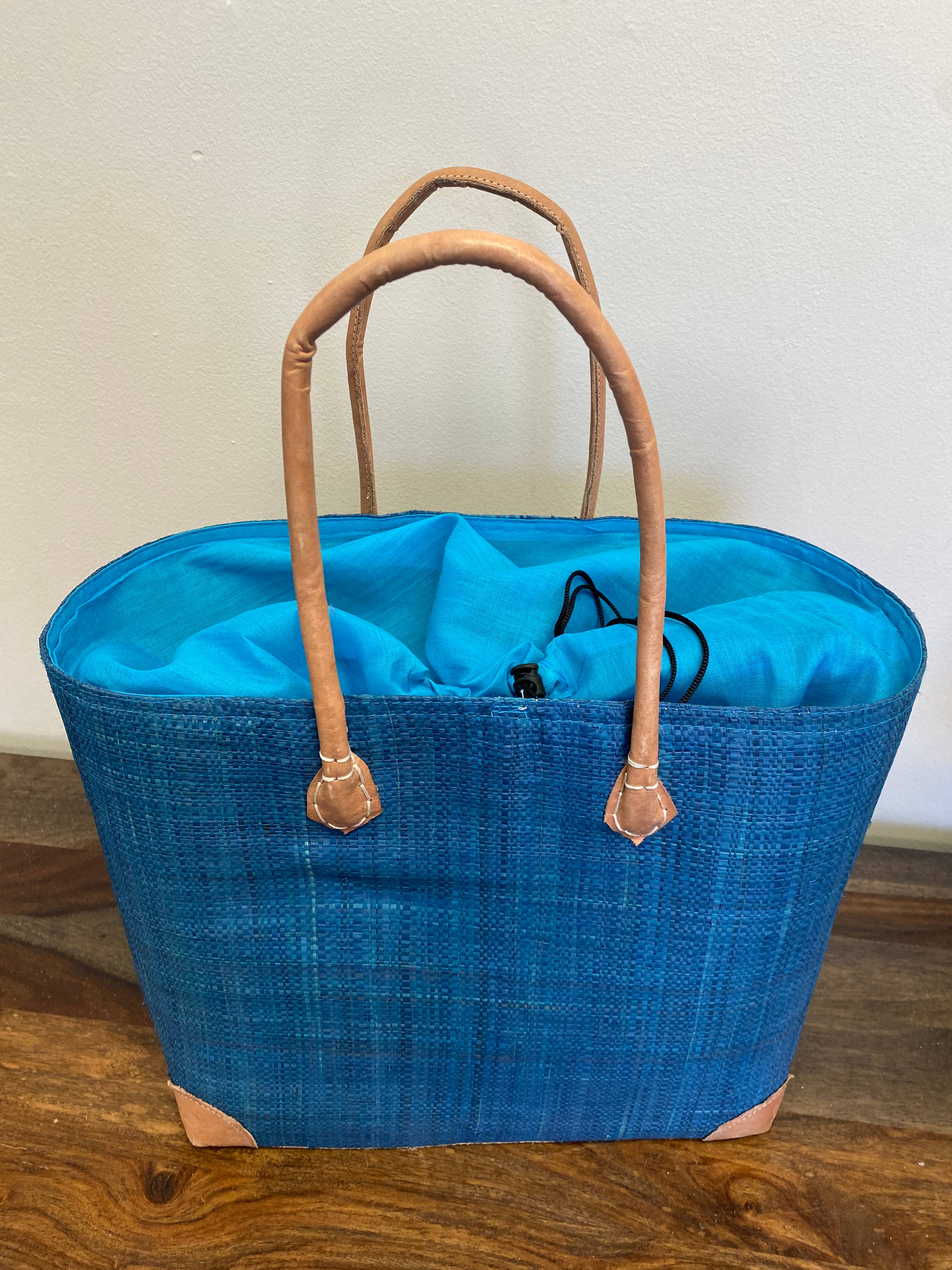 Madagascar Solid Tote Bag