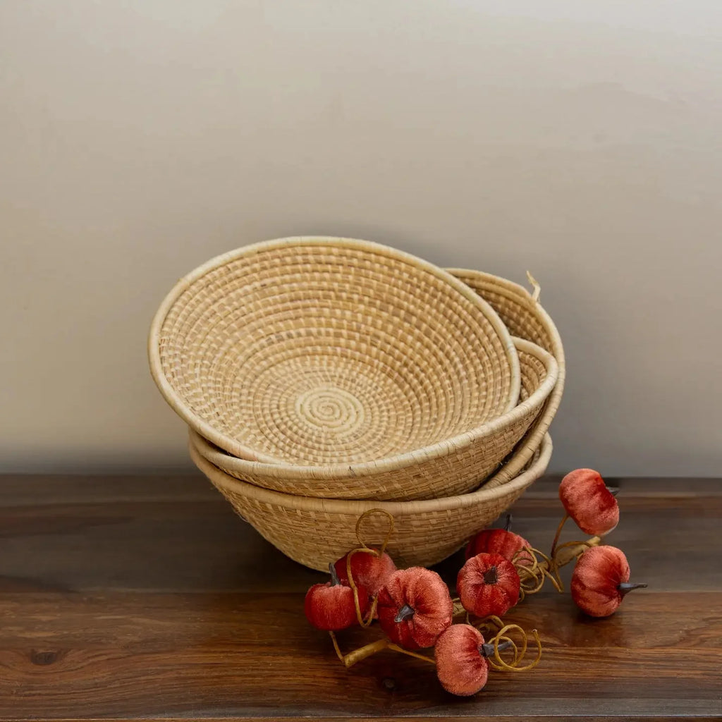 Natural Tone Raffia Fruit Basket