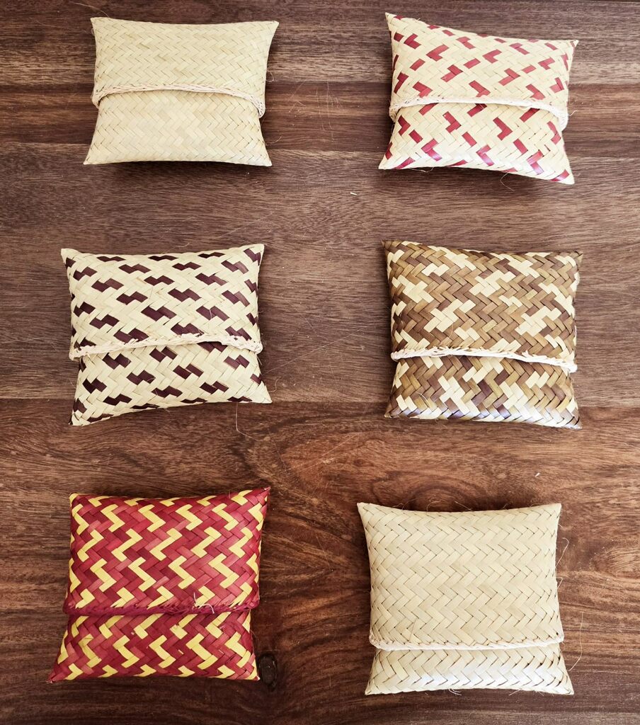 Small Palm Leaf Pockets, Set of 6